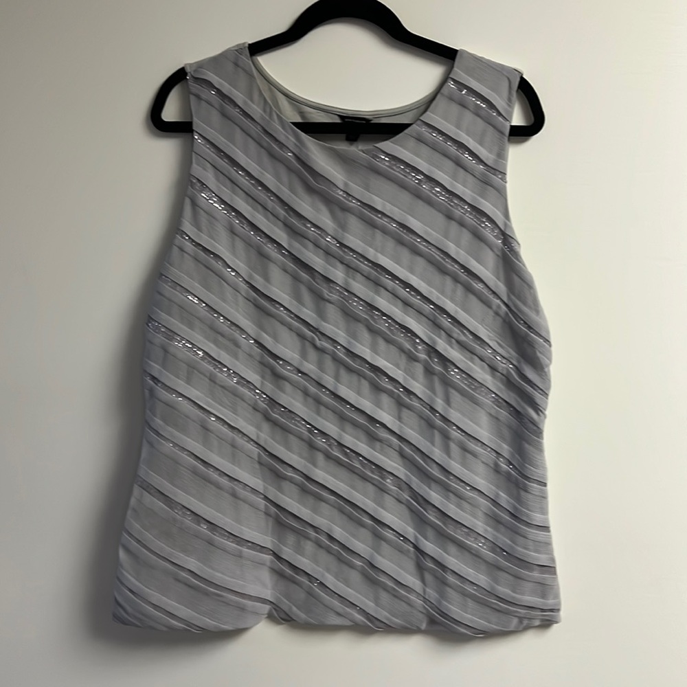 Ann Taylor Gray Diagonal Sequin Detail Tank Top - Size XXL